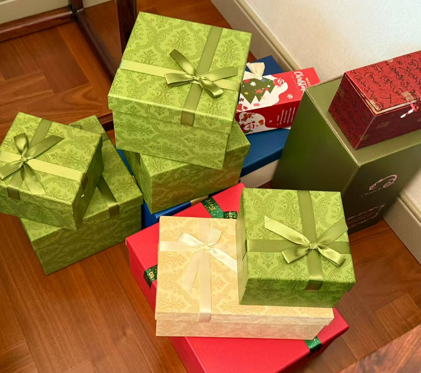 Artisan Wooden Manta Ray Automaton